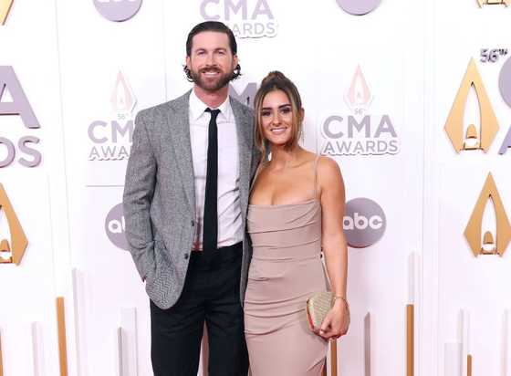 Who is Riley Green's wife? Here is his detailed relationship history ...