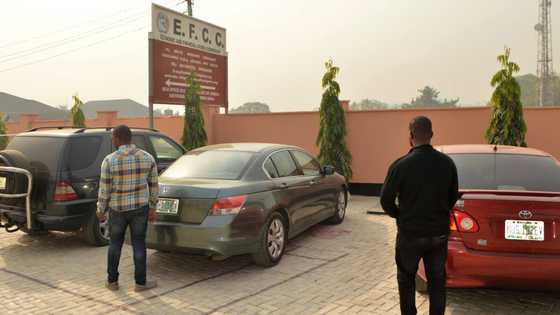 EFCC arrests landlord of 10 alleged internet fraudsters in Ibadan