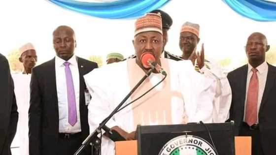 Assha: Shugaban APC ya ce gwamnan Arewa bai iya komai ba, 'yan sanda sun kwamushe shi