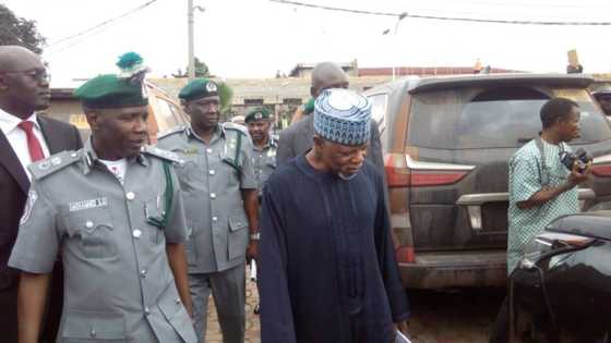 Safarar shinkafa: Jami'an Kwastam sun kashe mai kai wa 'yan sumoga rahoto a Jigawa