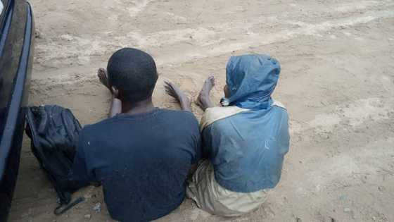 Hotunan yadda rundunar soji ta cafke masu safarar shinkafa daga Kudu maso Kudu