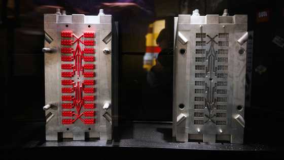 Lego block: Dutch court rules mould maker can't use toy trademark