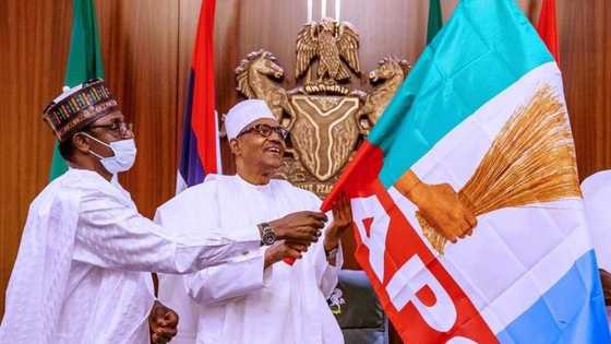 Gwamna Buni ga masu sukar APC: Taron gangami ne a gabanmu, ba ta kowa muke ba