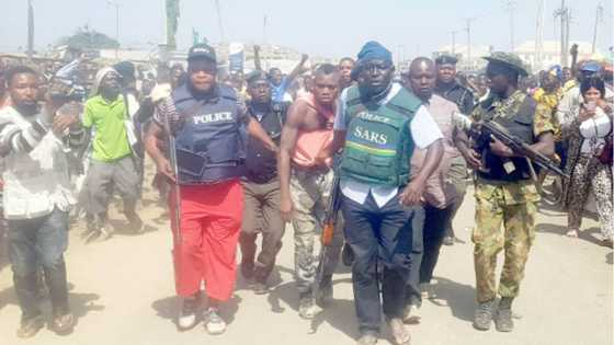 Cikakken labarin yadda Soji su ka damke masu sata a Banki rana tsaka a Abuja