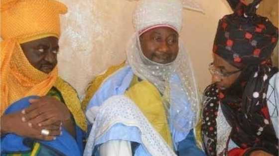 Ganduje ya garzaya Abuja bayan yarimomin Kano 3 sun ki karban tayin zama sarkin Bichi