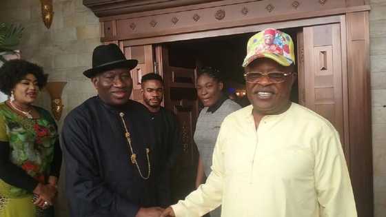 Shigar Jonathan APC Zai Zama Ɗaya Cikin Abubuwa Mafi Ban Mamaki a Wannan Ƙarnin, In Ji Umahi