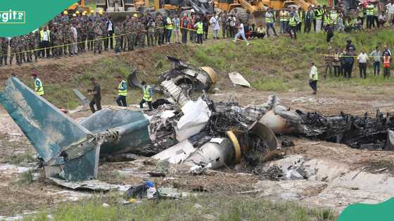 Plane crash survivor narrates narrow escape from death: "All my fingers got broken"