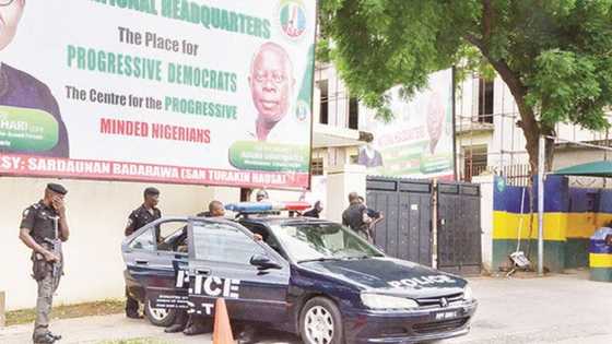 Karin bayani: An hana sakataren APC na kasa shiga ofishinsa