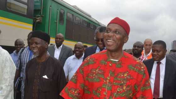 Dalilin da ya sa ba za mu kara farashin tikitin jirgin kasa ba – Amaechi