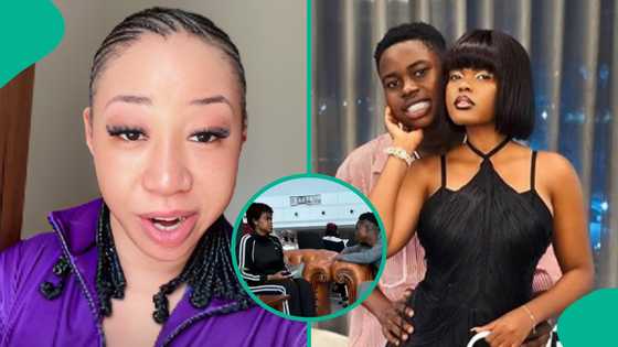 Lady who sat next to Peller and Jarvis at airport shares how they handled people who asked for pics