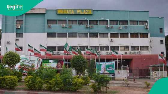 Ma'aikatan Wike sun dura hedikwatar PDP, sun garkame ofishin jam'iyyar da kwado