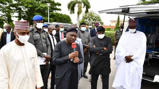 Gwamna Fintiri ya yi martani a kan zarginsa da kin kiyaye dokoki a filin jirgi