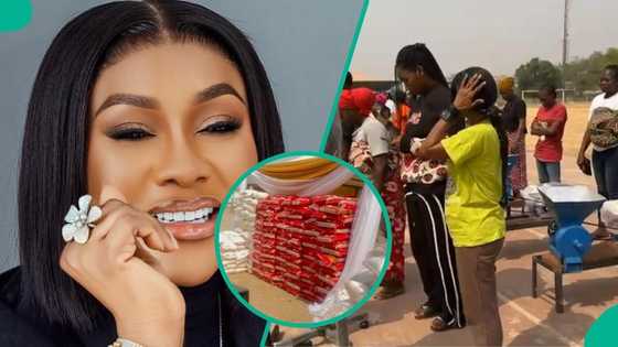 Women lifting women: Achimugu empowers FCT women, donates oxygen cylinders, pays hospital bills