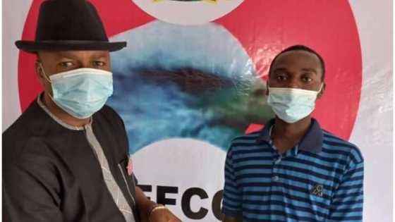 Christmas Gift: EFCC returns stolen N326,000 to UNIBEN student