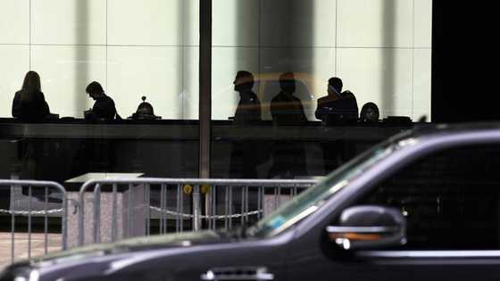 US banks report solid results but warn of rising recession risk