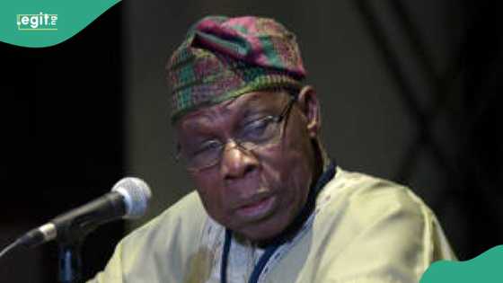 Da Sake: Tsohon shugaba Obasanjo ya nemi duba tsarin dimukuradiyya a Afrika