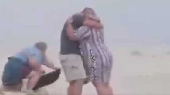 Hilarious: Beach Proposal Goes Wrong As Clumsy Photographer Trips Capturing Memorable Moment