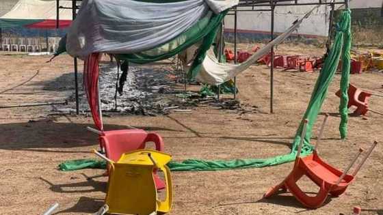 Thugs launch violent attack on PDP members at congress venue, destroy vehicles, chairs, others