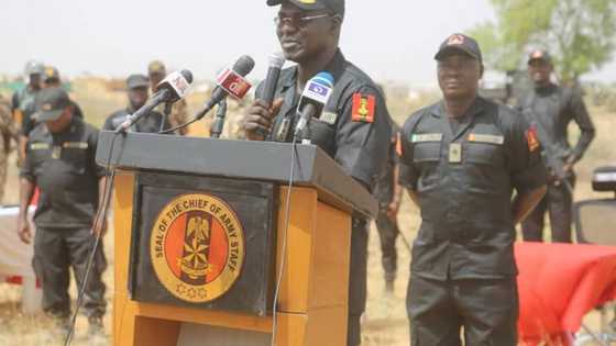 Katsina: 'Babu batun sulhu' - Buratai ya aikawa 'yan bindiga sako da babbar murya
