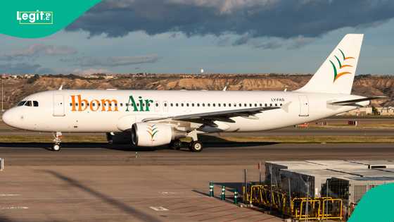 Security officials arrest passenger after body search for allegedly stealing ₦290,000 on Ibom Air flight