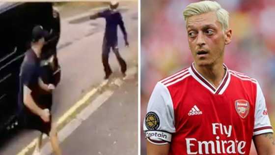 Tashin hankali: Dan wasan Arsenal, Mesut Ozil ya sha da kyar, bayan wani hari da 'yan fashi suka kai masa zasu kashe shi