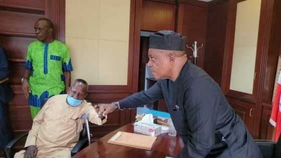 Rikicin PDP ta dawo danya: Uche Secondus ya dira hedkwatar jam'iyyar da dimbin masoya