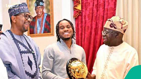 Ademola Lookman visits Bola Tinubu's home in Lagos, presents CAF to Nigeria's President