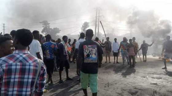 Riot on Abuja-Kaduna highway as protesters demand end to kidnapping, banditry
