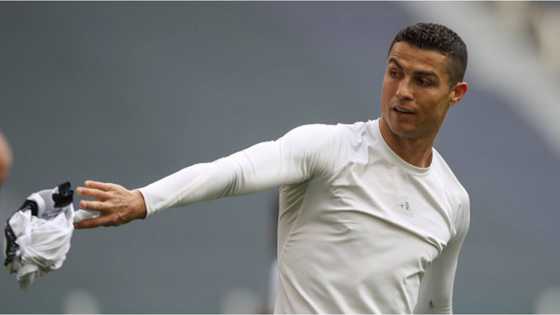Juventus journalist defends Cristiano Ronaldo after striker angrily flung his shirt against Genoa