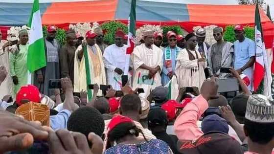2023: Tsohon Hadimin Gwamnan Kaduna da Mambobin APC Sama da 13,000 Sun Sauya Sheƙa Zuwa PDP