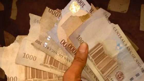 Da zarar mun sabani da mijina sai ya shiga daki ya yayyaga min duk kudina - Matar aure a kotu