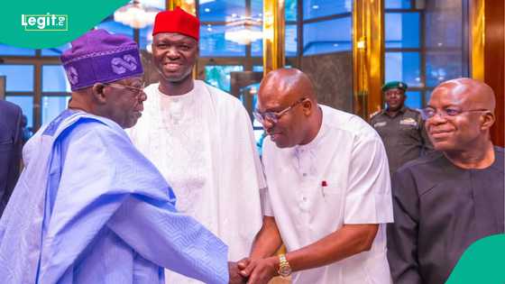 Bayan ganawa da Tinubu a Landan, ana zargin gwamnan PDP zai sauya sheka zuwa APC