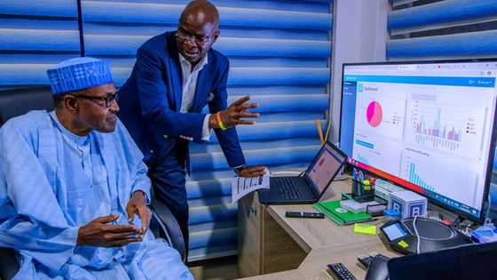 Why FG won't embark on new road projects - Fashola