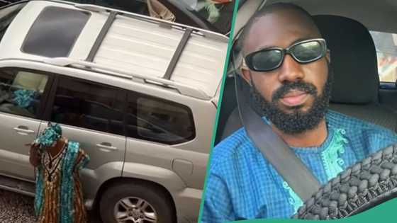 Young Nigerian man shows his parents' funny visitation, netizens react to video