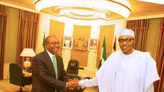 Yanzu-Yanzu: Emefiele Ya Dira Fadar Shugaban Kasa, Ya Bukaci A Bi Umurnin Buhari Kan Sauyin Naira