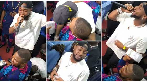 Singer Davido gifts Yinka Ayefele huge stash of cash, shares stage with him for sweet performance