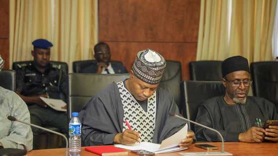 Babbar Magana: Uba Sani Ya Kafa Kwamitin Da Zai Binciki Ayyukan Da El-Rufai Ya bayar