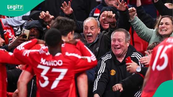 Manchester United create history with 2 120th-minute goals in European match v Lyon