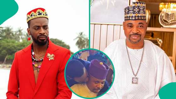 "See who say e go win Grammy": 9ice's response as MC Oluomo gifts him bundle of cash draws reactions
