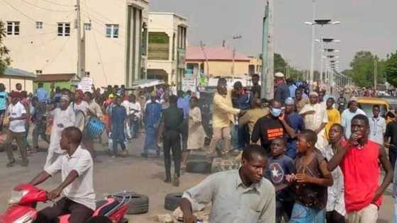 Jama'a sun kawar da shingen 'yan sanda yayin zanga - zanga a Katsina (hotuna)