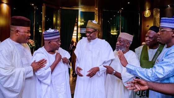 Wata sabuwa a APC, an samu Sanatoci sun ce ba a tunbuke Mala Buni daga matsayinsa ba