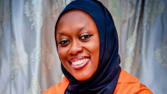 Diyar Gwamnan jihar Kano ta zama Malamar addini, ta na zuba wa’azi da ayoyin Kur’ani