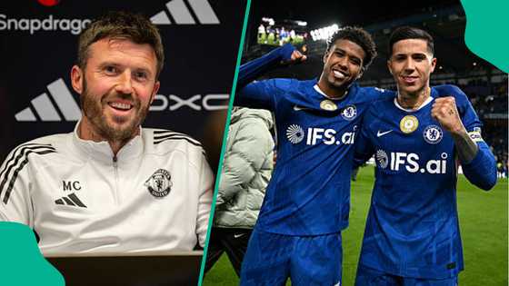 Manchester United agree £50m deal to sign top Chelsea midfielder in major transfer coup
