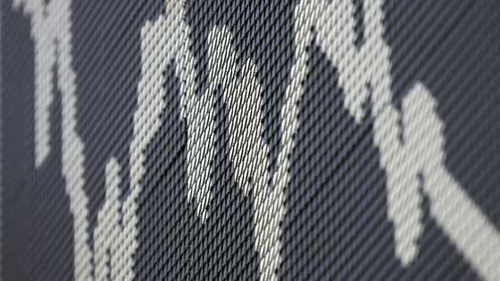 Asian markets struggle as focus turns to US inflation