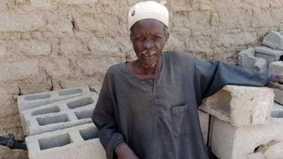 Ci da ceto: Duk da yaye rufin gidansa domin ya biya kudin fansa, wasu na kokarin damfarar dattijo