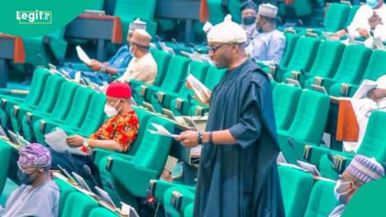 Six lawmakers from PDP and LP defect to APC, give reason