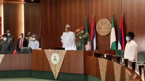 Bidiyon taron NEC na APC da ke gudana a yanzu, Buhari da sauran jiga-jigan jam'iyya sun hallara