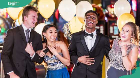 30 homecoming poster ideas: cute, funny and romantic designs to consider
