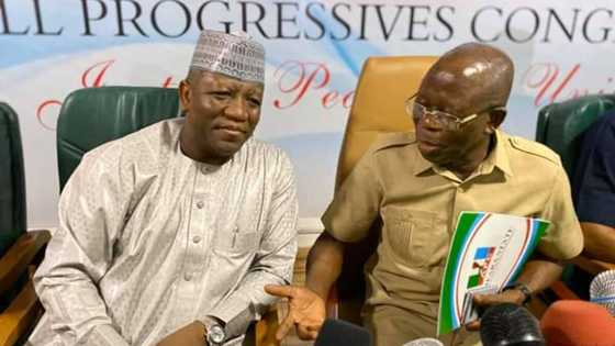 Abdulaziz Yari da 'Yan APC sun kai karar sabon Gwamnan Zamfara wajen Oshiomhole