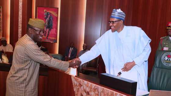 Ta fallasu: Abinda Shugaba Buhari ya faɗa wa Gwamnan da ya sanar masa zai nemi shugaban ƙasa a 2023